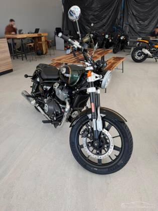 ROYAL ENFIELD METEOR 650 INTERSTELLAR 